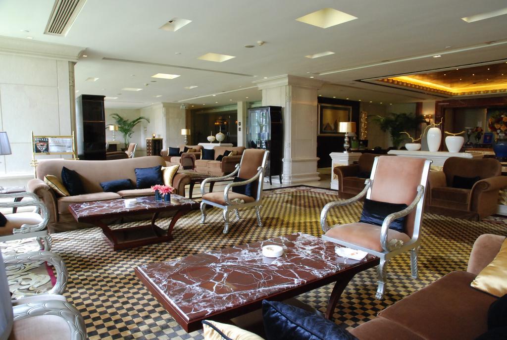 东莞君兰酒店 Grand Land Hotel Dongguan  Exterior foto