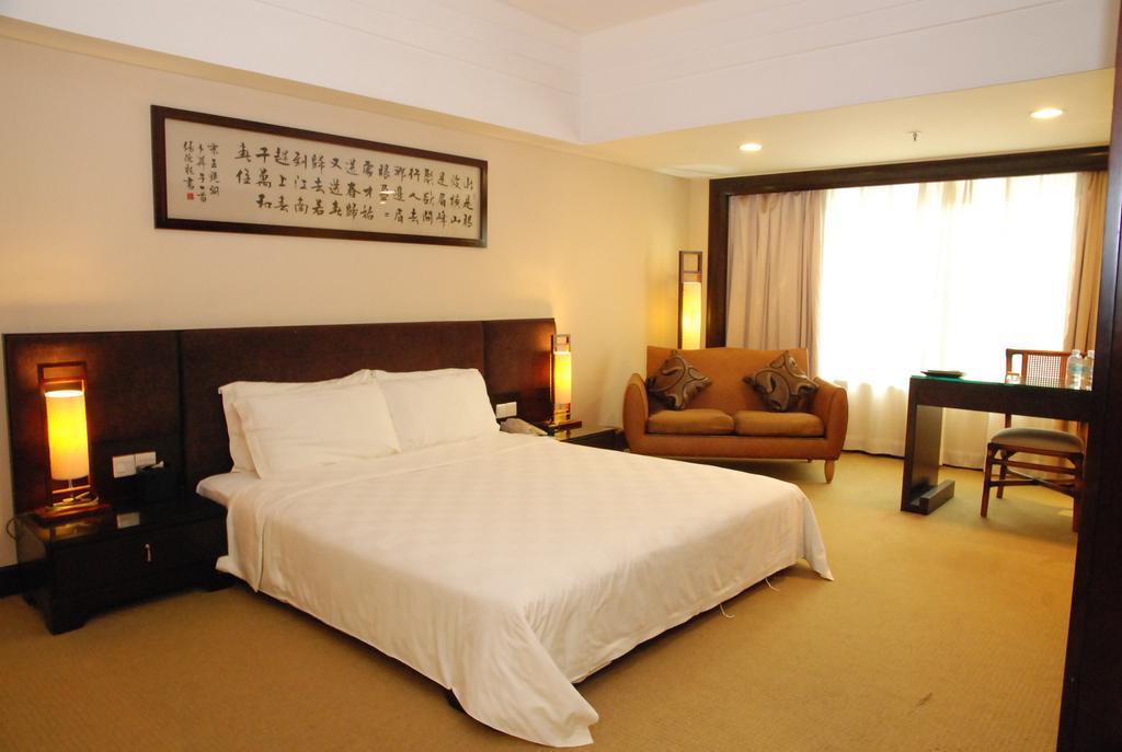 东莞君兰酒店 Grand Land Hotel Dongguan  Exterior foto