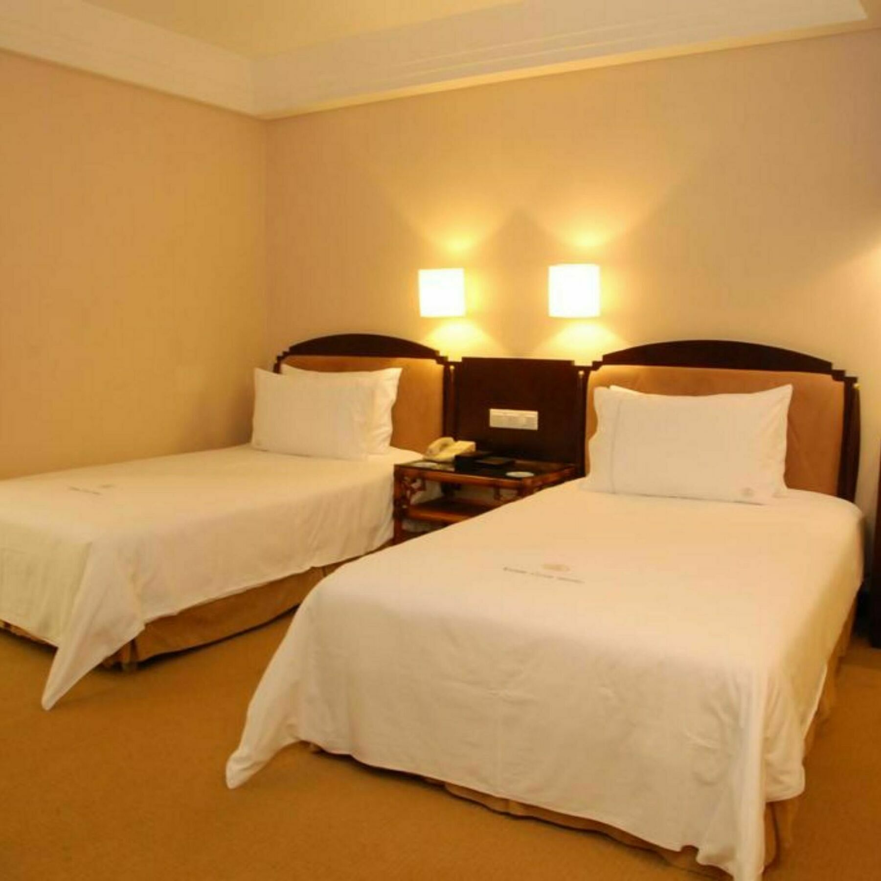 东莞君兰酒店 Grand Land Hotel Dongguan  Exterior foto
